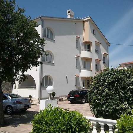 Garfild Guest House Novi Vinodolski Εξωτερικό φωτογραφία