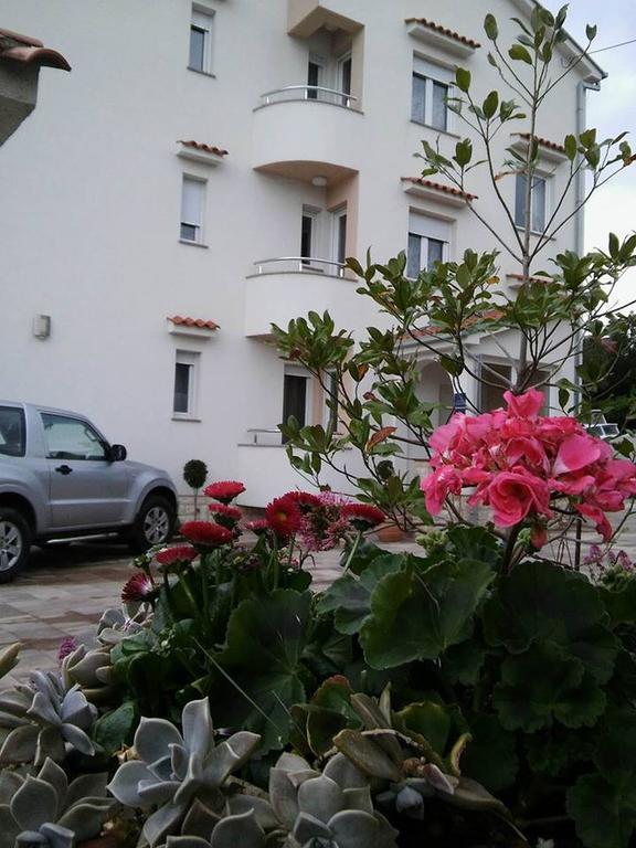 Garfild Guest House Novi Vinodolski Εξωτερικό φωτογραφία